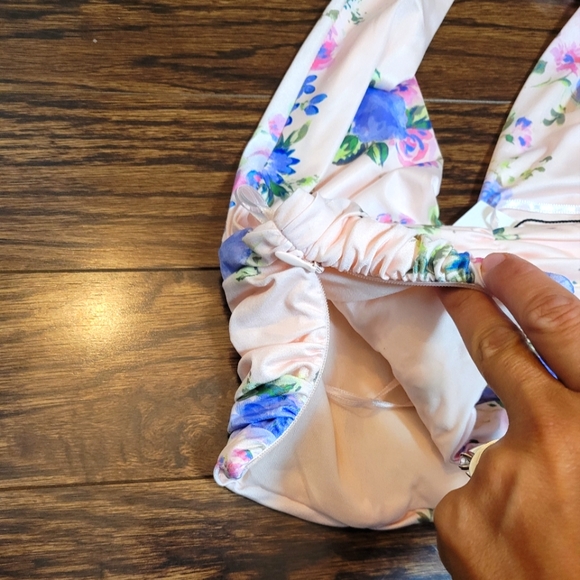 Zara NEW Halter Cropped Top Pink Purple Floral Pattern Zipper Side Size Small - Picture 10 of 15